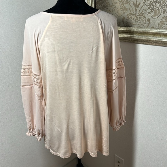 LOFT Sz M blush peach lace detail sleeves pull over mixed media top blouse - Picture 3 of 6